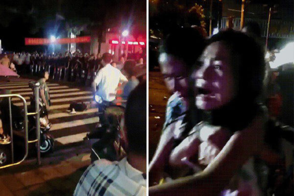 The police cleared the scene with force 9月2日凌晨1時許,警察用武力清場,有家長被打傷,有40多人被抓。一段視頻中,父親被抓的小女孩在哭喊叫「爸爸」。